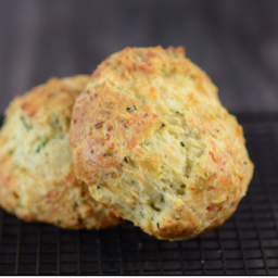 Scone Cheddar & Chives