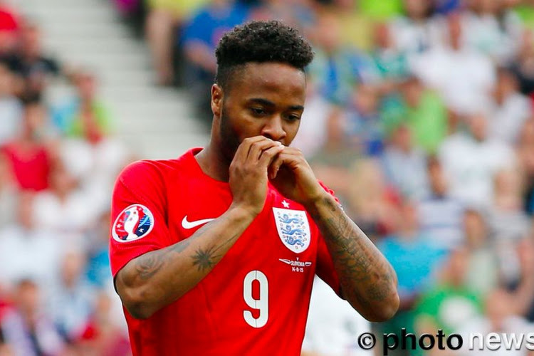 Sterling die zich ziek meldde voor het oefenkamp van Liverpool: dat ging zó!