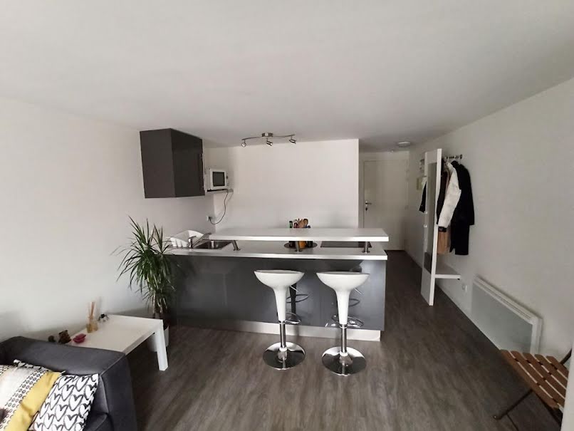 Location  appartement 1 pièce 27 m² à Nancy (54000), 559 €