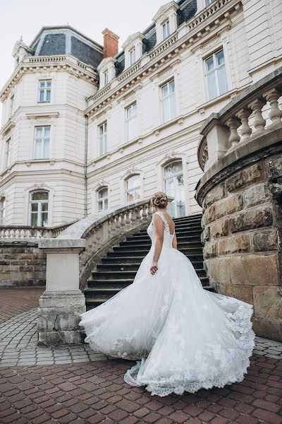 Fotógrafo de bodas Olga Urina (olyauryna). Foto del 31 de enero 2019