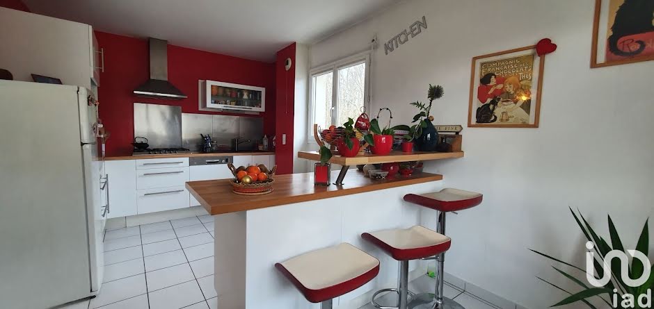 Vente appartement 4 pièces 96 m² à Lescar (64230), 209 000 €