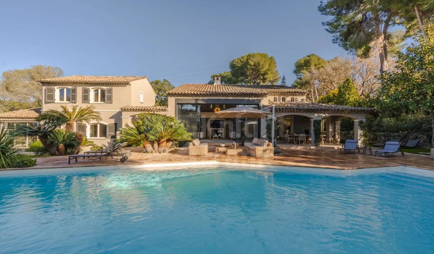 Villa with pool Mougins