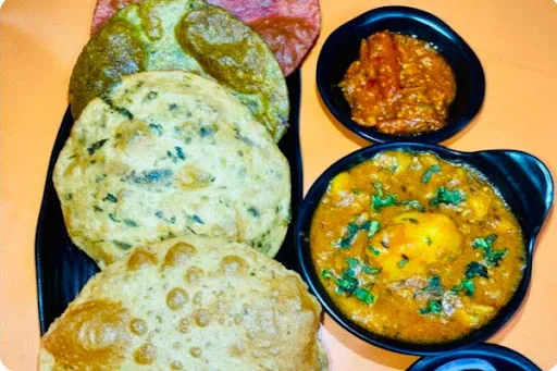 Palak Poori Sabji 