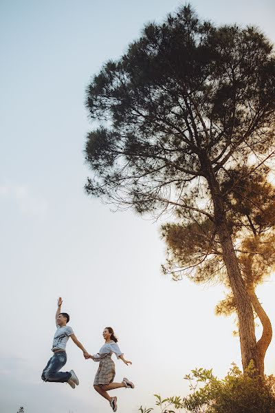 Wedding photographer Thanh Long Nguyen (longroll). Photo of 13 May 2019