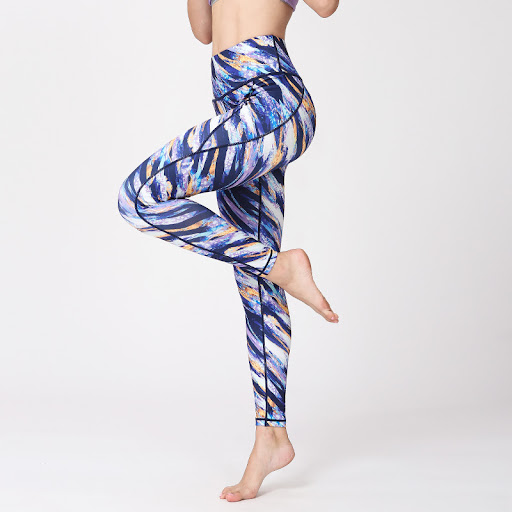 Title 3, Tie-dye printed yoga pants, comfortable and fle...