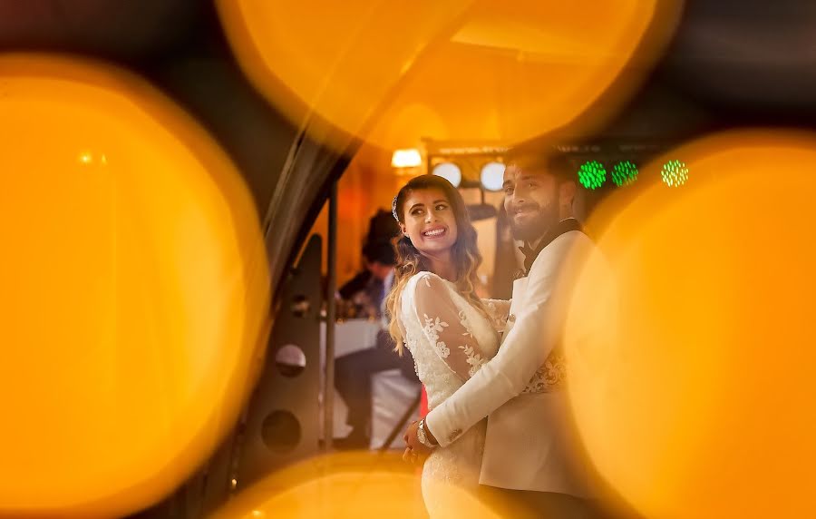 Fotógrafo de casamento Madalin Ciortea (dreamartevents). Foto de 13 de setembro 2018