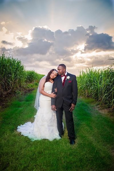 Wedding photographer Shallamark Bailey (shallamark). Photo of 23 April 2019