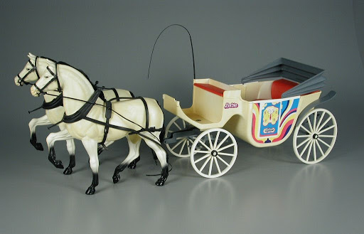 barbie dream carriage