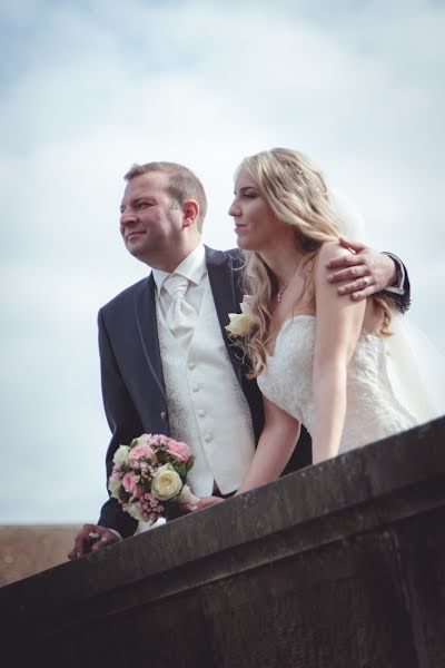 Fotografo di matrimoni Theodor Esenwein (fotoesenwein). Foto del 23 febbraio 2022