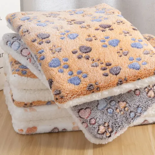 Fleece Dog Blanket Machine Washable Pet Bed Mat Soft and Warm Cat & Dog Cage Sleep Mat for Kennel Crate Cushion for Larg