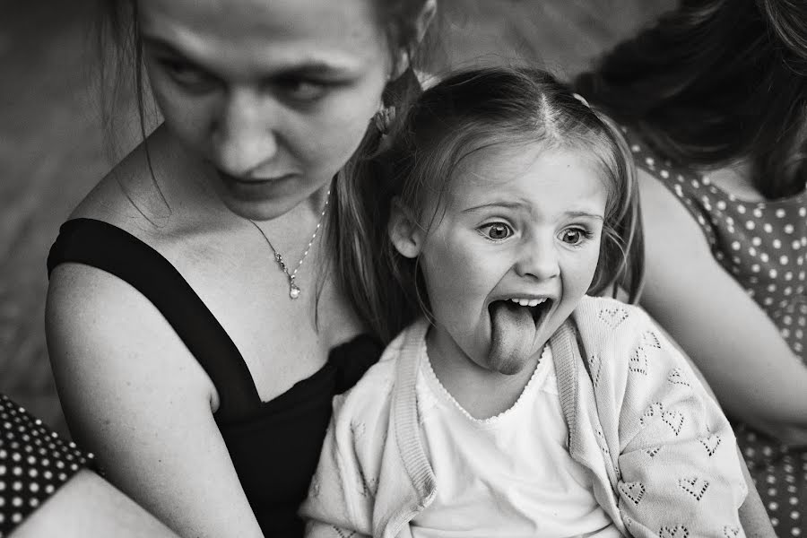 Fotógrafo de casamento Žaneta Valentová (valentova). Foto de 6 de março 2020