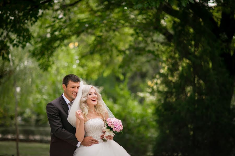 Fotografo di matrimoni Kamil Gadzhiev (kg31). Foto del 3 aprile 2014