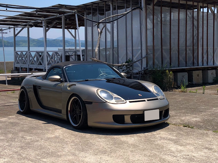 ボクスターのポルシェ乗りと繋がりたい・ピザ屋・クリームソーダ・広島県竹原市に関するカスタム事例の投稿画像1枚目