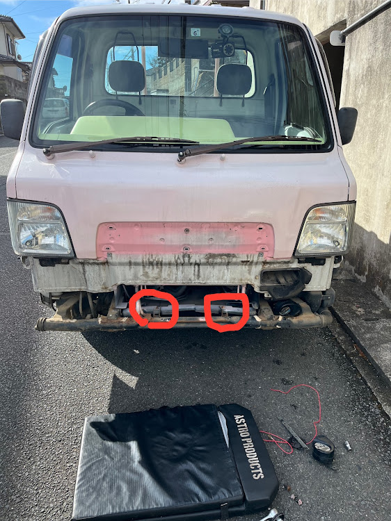 サンバートラックのホーン取り付け( *¯ ꒳¯*)✨・失敗したぁ😭・サンバートラックに関するカスタム事例の投稿画像1枚目