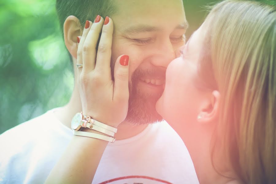 Fotógrafo de casamento Eszter Péter-Tóth (teszterfoto). Foto de 1 de maio 2018