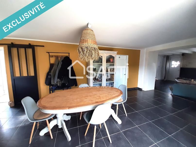 Vente maison 7 pièces 156 m² à Granzay-Gript (79360), 195 000 €