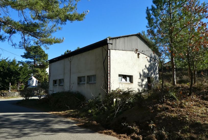  Vente Terrain à bâtir - 2 043m² à Aubenas (07200) 