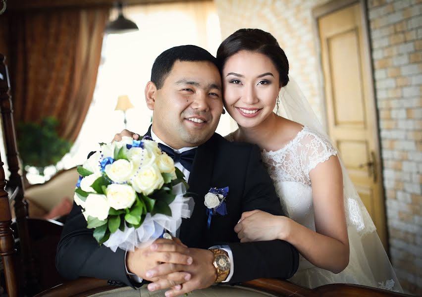 Fotógrafo de bodas Alena Grebenschikova (grebenshikova). Foto del 6 de enero 2016