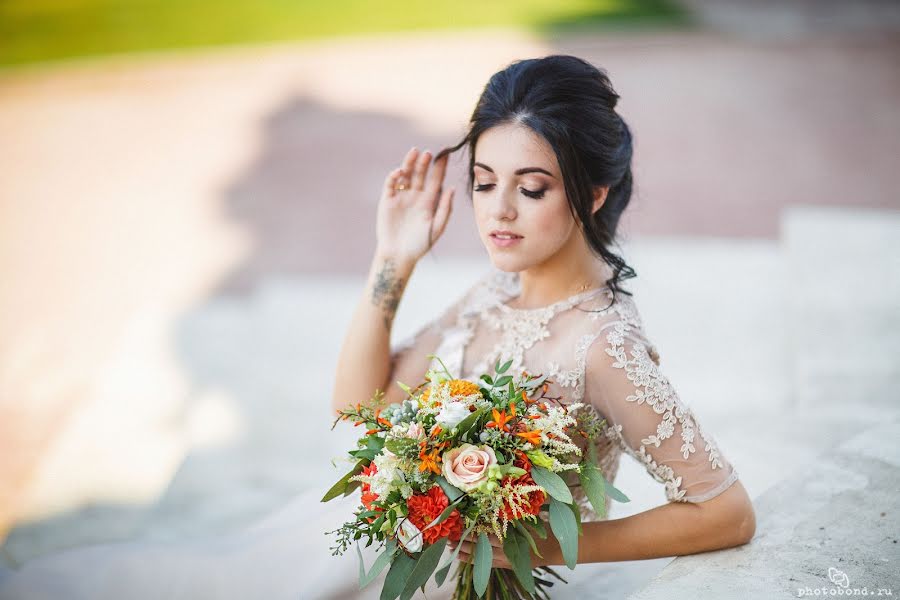 Fotógrafo de bodas Yuliya Medvedeva (photobond). Foto del 2 de marzo 2018