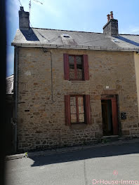 maison à Gorron (53)