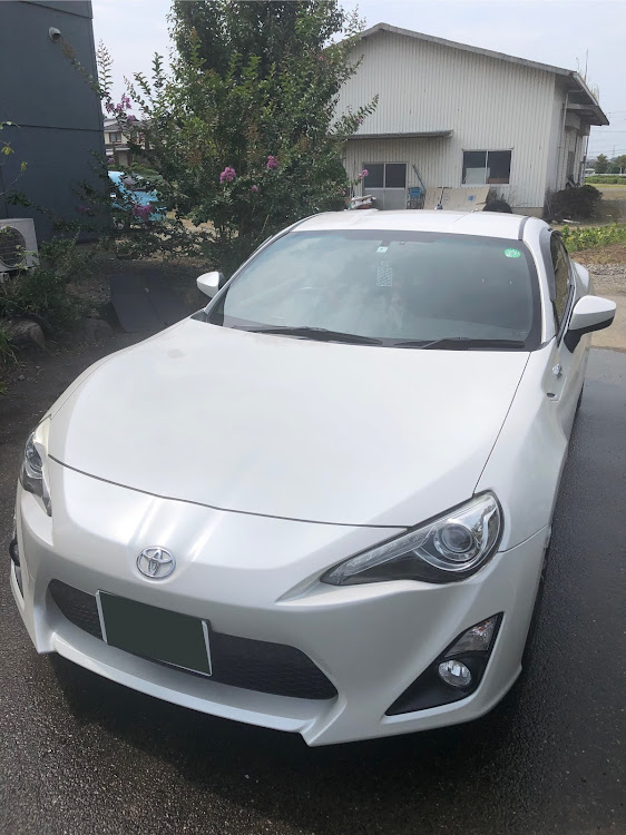 86の洗車・熱中症に気をつけて!!に関するカスタム事例の投稿画像1枚目