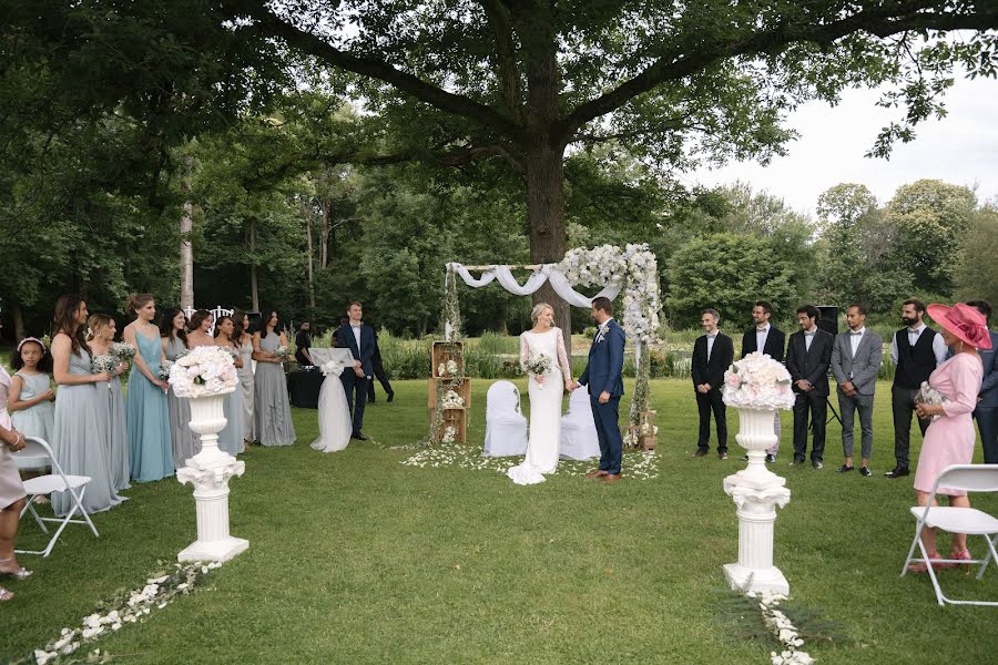 Fotografo di matrimoni Anastasia Abramova-Guendel (abramovaguendel). Foto del 2 aprile 2022