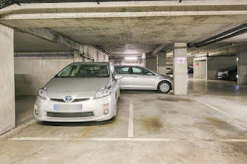 parking à Paris 12ème (75)