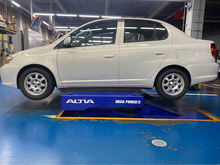 プラッツのスタッドレスタイヤ交換・凍結注意・かっこいい・かわいい・愛車に関するカスタム事例の投稿画像3枚目