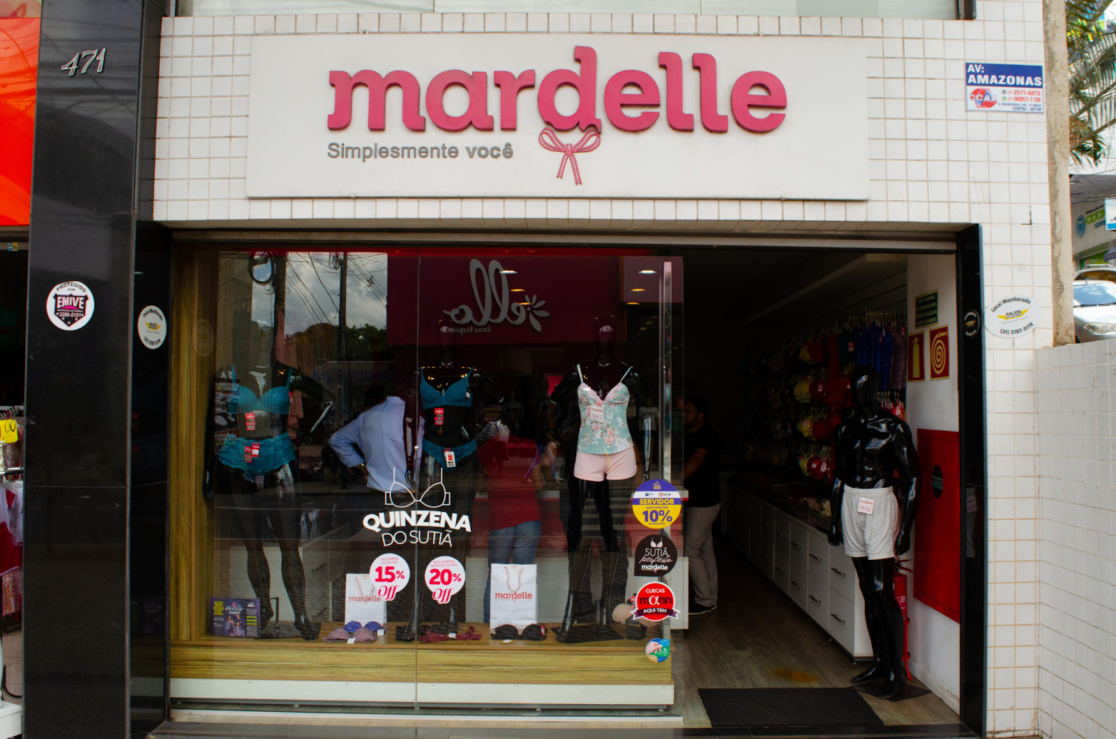 A Mardelle é uma empresa que produz e comercializa roupas íntimas. 