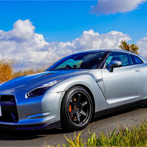 NISSAN GT-R R35