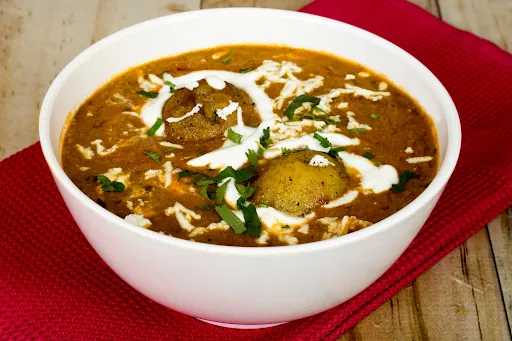 Mushroom Masala And Dal Makhani With 2 Butter Naan