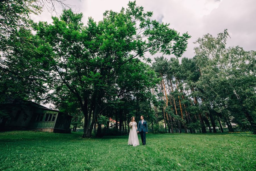 Fotógrafo de bodas Elena Vesnina (vesnaln). Foto del 1 de mayo 2021