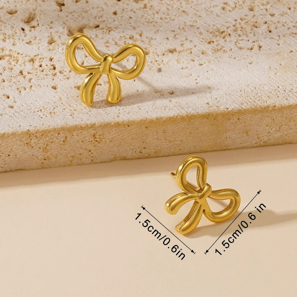 Nouveau pendentif arc creux en acier titane inaltérable, bijou tendance, cadeau parfait, durable et élégant pour femmes.