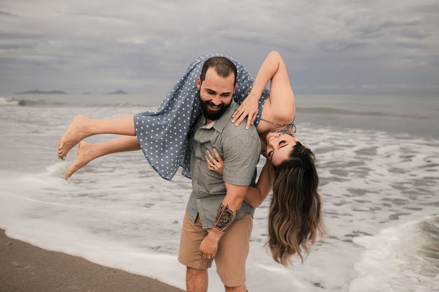 Wedding photographer Alcides Gu (alcidesag). Photo of 17 October 2021