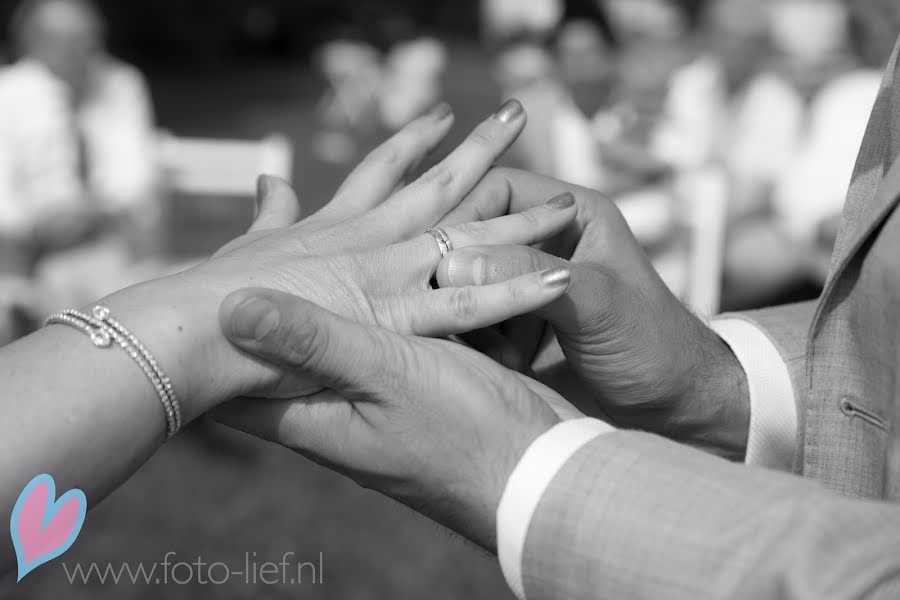 Pulmafotograaf Martine De Kluiver (fotolief). Foto tehtud 4 august 2019