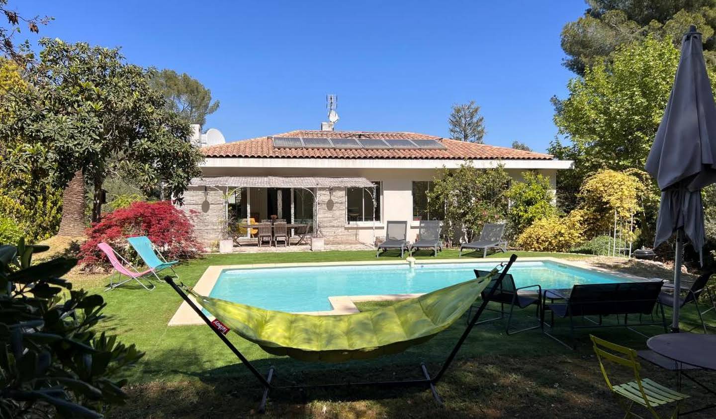 Villa with pool and terrace Roquefort-les-Pins