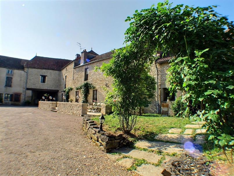 Vente maison 11 pièces 588 m² à Bligny-sur-Ouche (21360), 899 000 €