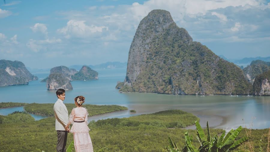 Fotógrafo de bodas Opas Buncharn (munrakwedding). Foto del 7 de septiembre 2020