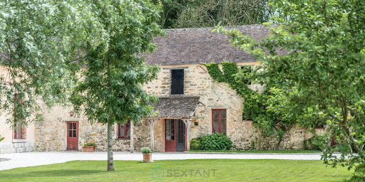 Property with garden 4