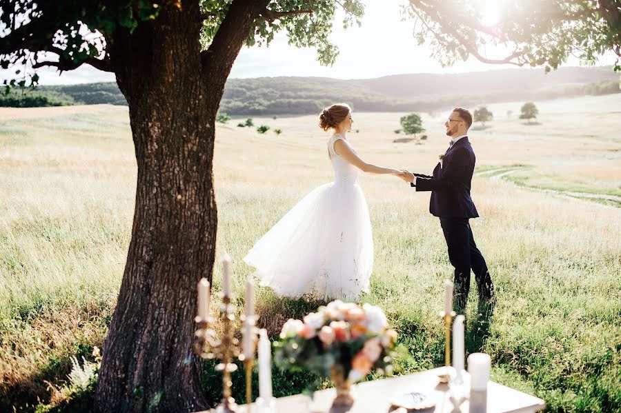 Fotografo di matrimoni Irina Zakharkina (carol). Foto del 21 luglio 2017