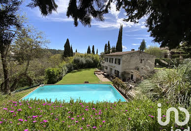 Maison avec piscine 14