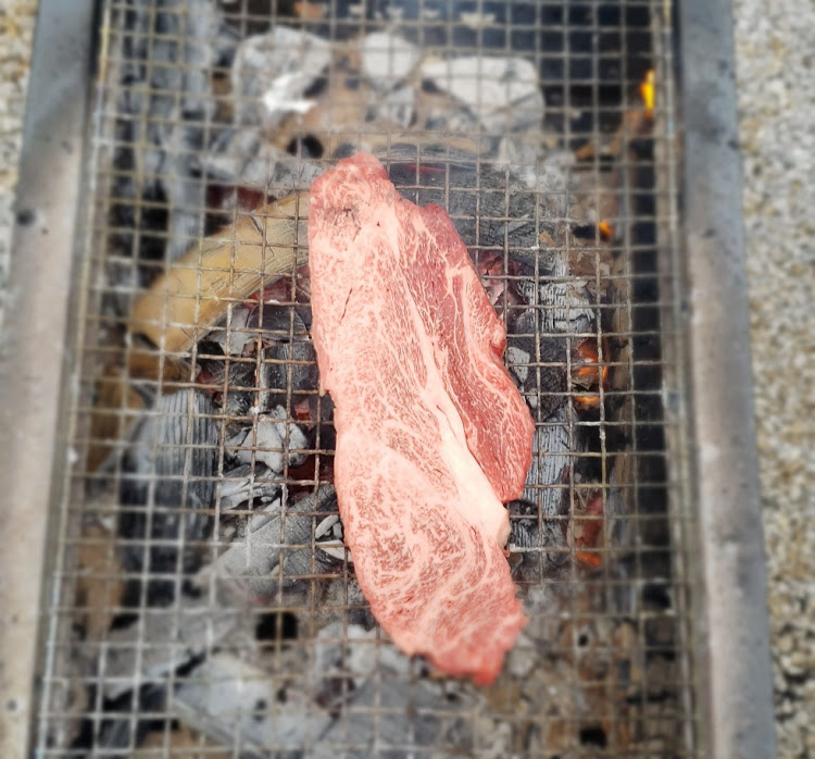 アルファードのAlliance・BBQ・yellow　Bucks・朝から晩まで❤️に関するカスタム事例の投稿画像3枚目