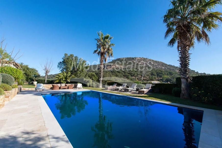 Vente villa  192.35 m² à Grimaud (83310), 2 550 000 €