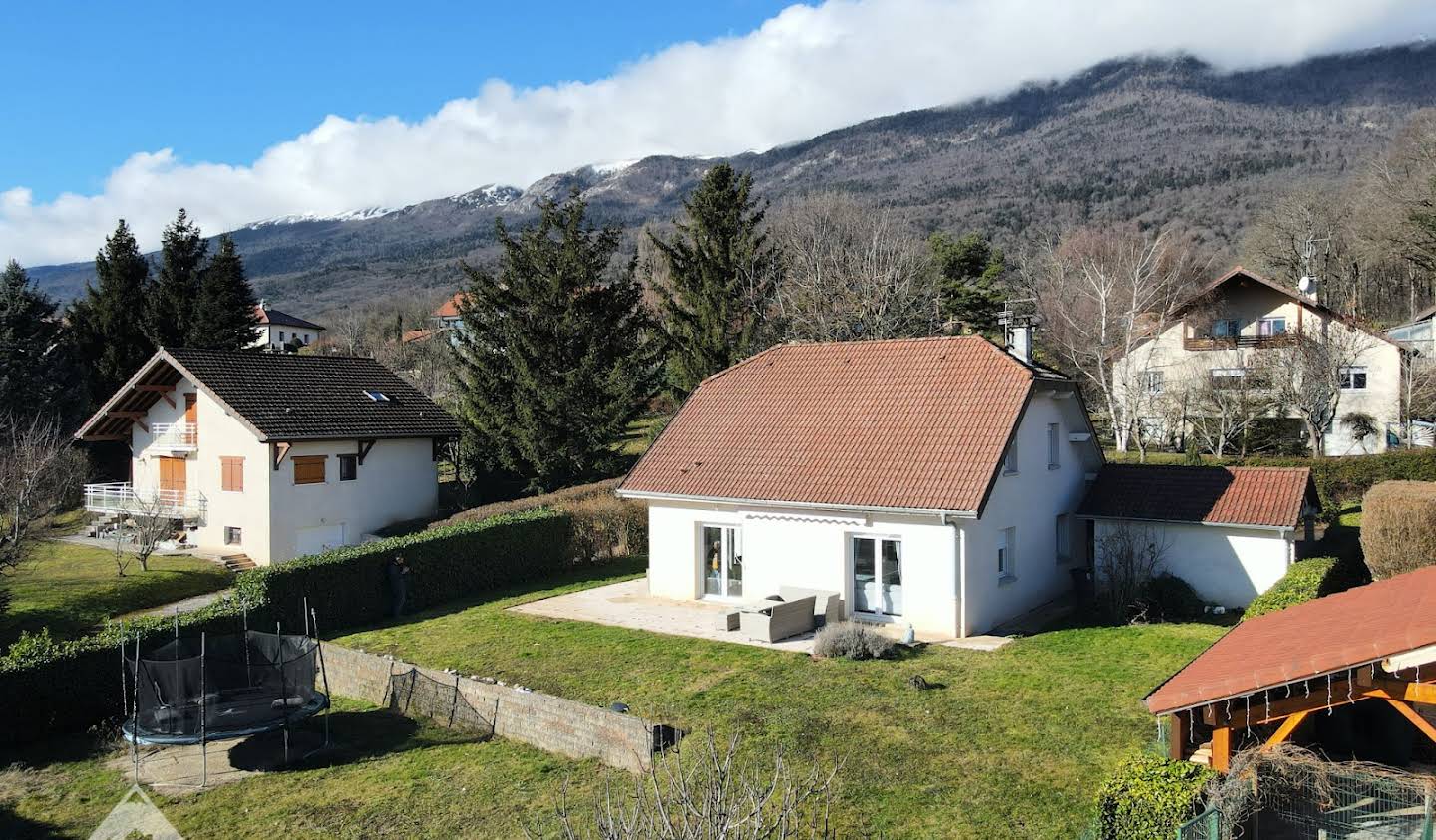 Maison avec terrasse Thoiry