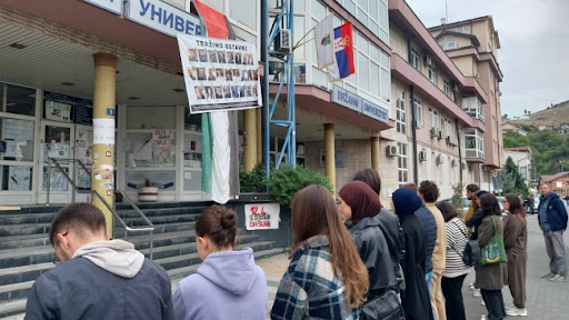 U Novom Pazaru 18- minutnom tišinom počeo skup- Ili oni ili mi