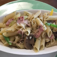 YiZi Pasta 義麵盒子(蘆洲店)