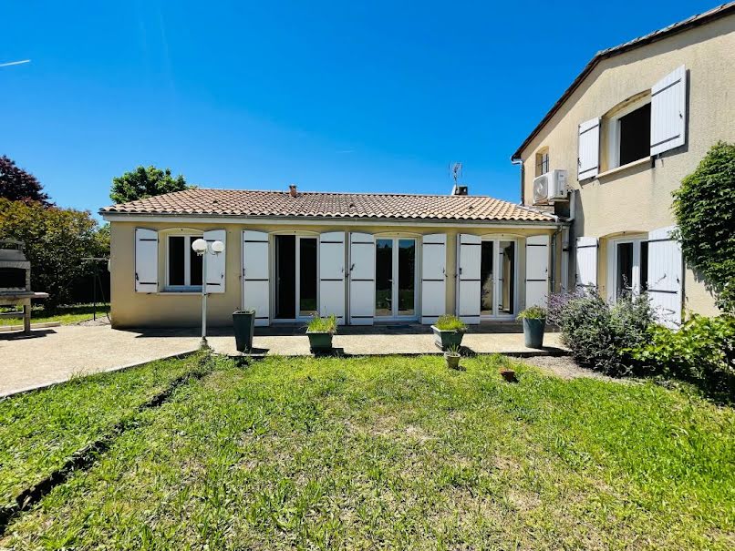 Vente maison 6 pièces 130 m² à Lamonzie-Saint-Martin (24680), 240 000 €