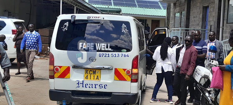 A hearse carrying atletee Kelvin Kiptum's body arrives at Eldoret hospital morgue in Eldoret on February 12, 2024