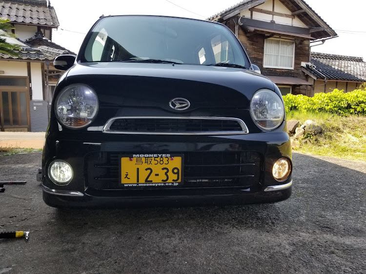 ムーヴラテのフォグランプ交換・DIYに関するカスタム事例の投稿画像2枚目