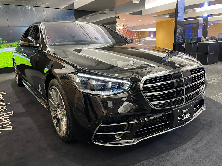 むらえもんさんが投稿したメルセデスベンツ・Sクラス・W223・納車まちに関するカスタム事例の投稿画像1枚目